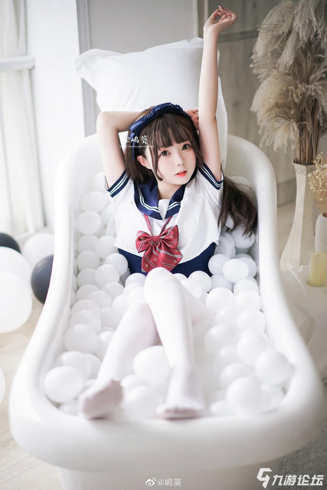 《cospkay日常》小姐姐cos死库水学生制服